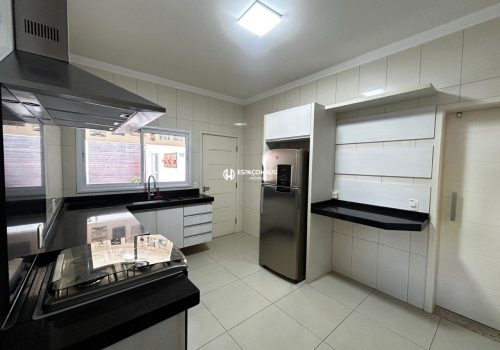 Casa em Condomínio com 184m², 3 quartos no bairro Jardim Portal dos Ipês em Indaiatuba