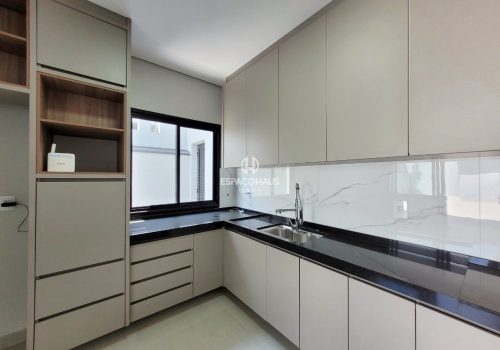Casa em Condomínio com 161m², 3 quartos no bairro Jardins Di Roma em Indaiatuba