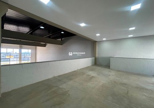 Galpão Comercial / Industrial com 376m² no bairro Residencial Monte Verde em Indaiatuba