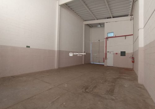 Galpão Comercial / Industrial com 165m² no bairro Centro Empresarial de Indaiatuba em Indaiatuba