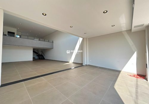 Galpão Comercial / Industrial com 150m² no bairro Jardim Monte Carlo em Indaiatuba
