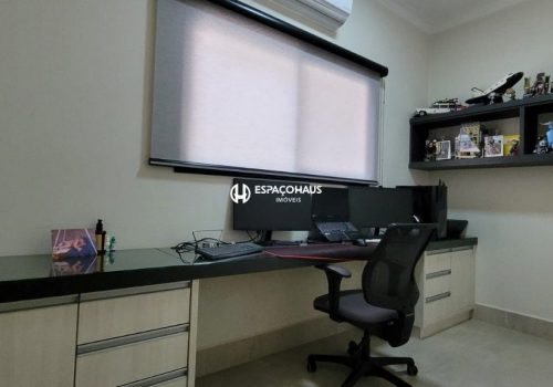 Casa em Condomínio com 270m², 4 quartos no bairro Jardim Residencial Dona Lucilla em Indaiatuba