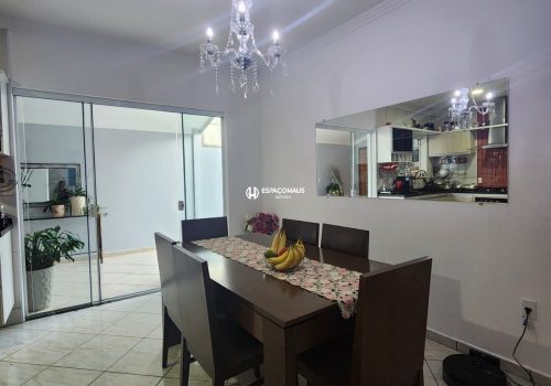 Casa em Condomínio com 216m², 3 quartos no bairro Altos de Itaici em Indaiatuba