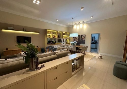 Casa em Condomínio para Comprar com 226m², 4 quartos no bairro Altos de Itaici em Indaiatuba