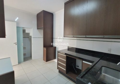 Casa em Condomínio com 187m², 3 quartos no bairro Vila Suíça em Indaiatuba