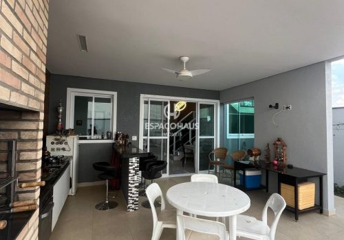 Casa em Condomínio com 215m², 3 quartos no bairro Jardim Residencial Terra Nobre em Indaiatuba