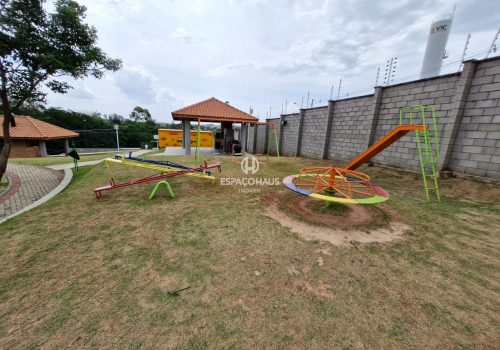 Terreno em Condomínio com 300m² no bairro Jardim Laguna em Indaiatuba