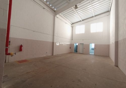 Galpão Comercial / Industrial com 165m² no bairro Centro Empresarial de Indaiatuba em Indaiatuba