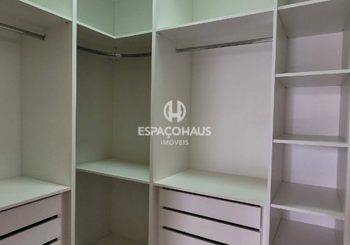 Casa em Condomínio com 211m², 3 quartos no bairro Jardim Residencial Dona Lucilla em Indaiatuba
