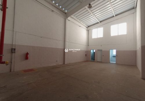 Galpão Comercial / Industrial com 165m² no bairro Centro Empresarial de Indaiatuba em Indaiatuba