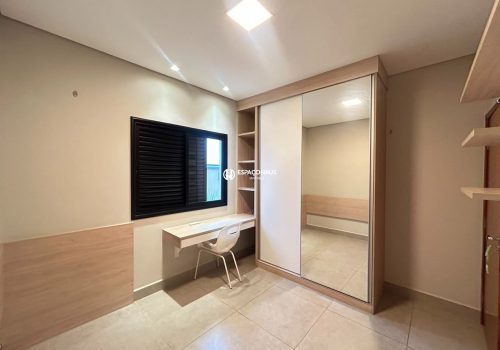 Casa em Condomínio com 186m², 3 quartos no bairro Jardim Residencial Terra Nobre em Indaiatuba