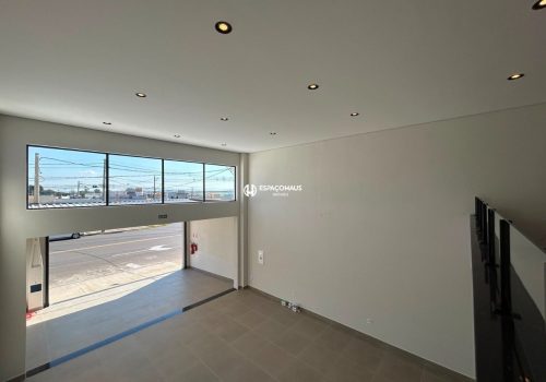 Galpão Comercial / Industrial com 150m² no bairro Jardim Monte Carlo em Indaiatuba