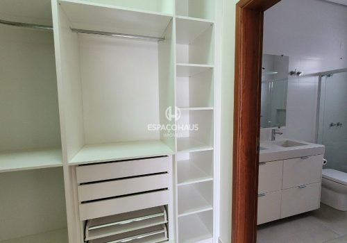 Casa em Condomínio com 211m², 3 quartos no bairro Jardim Residencial Dona Lucilla em Indaiatuba