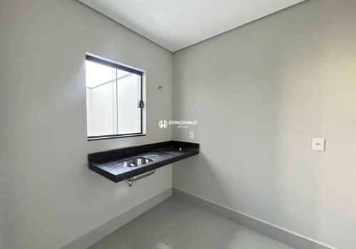 Salão Comercial / Loja com 222m² no bairro Jardim dos Colibris em Indaiatuba