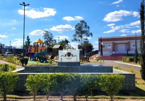 Terreno em Condomínio com 388m² no bairro London Park em Indaiatuba