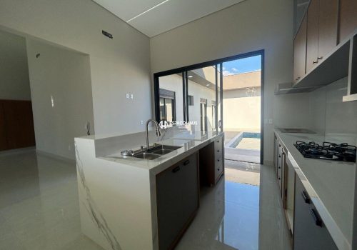 Casa em Condomínio com 195m², 3 quartos no bairro Jardim Residencial Dona Maria Candida em Indaiatuba