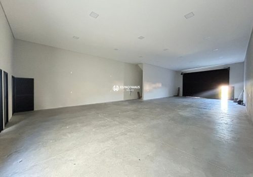 Salão Comercial / Loja com 222m² no bairro Jardim dos Colibris em Indaiatuba