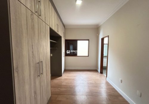 Casa com 255m², 3 quartos no bairro Jardim Esplanada II em Indaiatuba