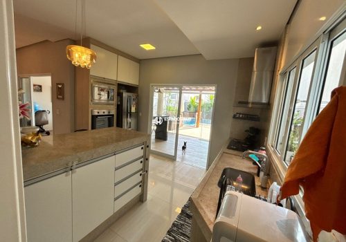 Casa em Condomínio com 303m², 3 quartos no bairro Jardim Residencial Terra Nobre em Indaiatuba