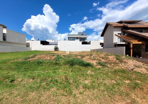 Terreno em Condomínio para Comprar com 373m² no bairro Jardim Residencial Dona Lucilla em Indaiatuba