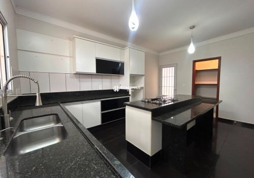 Casa em Condomínio com 350m², 4 quartos no bairro Chácara Areal em Indaiatuba