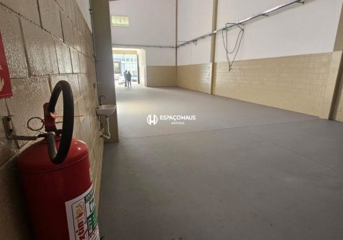 Galpão Comercial / Industrial com 434m² no bairro Europark Comercial em Indaiatuba