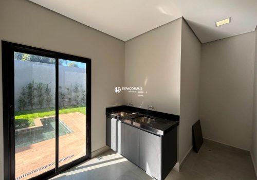 Casa com 215m², 4 quartos no bairro Colinas de Indaiatuba em Indaiatuba