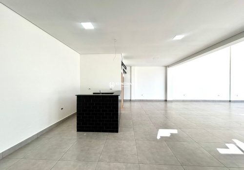 Galpão Comercial / Industrial com 244m² no bairro Jardim São Francisco em Indaiatuba