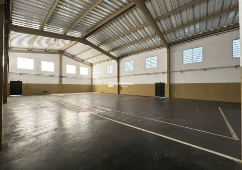 Galpão Comercial / Industrial com 700m² no bairro Recreio Campestre Jóia em Indaiatuba