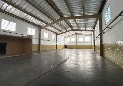 Galpão Comercial / Industrial com 700m² no bairro Recreio Campestre Jóia em Indaiatuba
