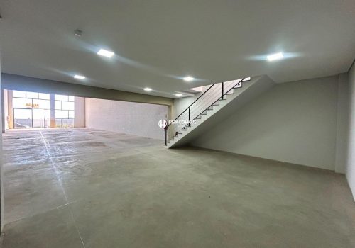 Galpão Comercial / Industrial com 376m² no bairro Residencial Monte Verde em Indaiatuba