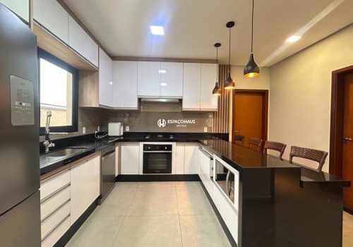 Casa em Condomínio com 186m², 3 quartos no bairro Jardim Residencial Terra Nobre em Indaiatuba