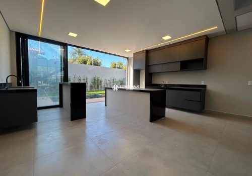 Casa com 215m², 4 quartos no bairro Colinas de Indaiatuba em Indaiatuba