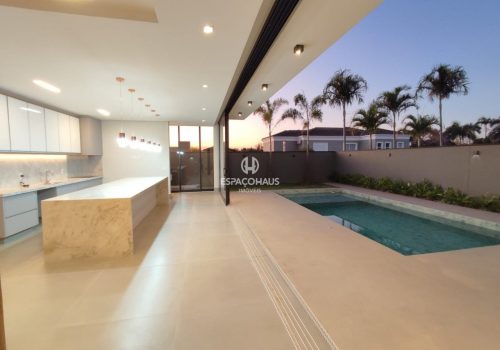 Casa em Condomínio para Comprar com 450m², 5 quartos no bairro Condomínio Helvetia Park I em Indaiatuba