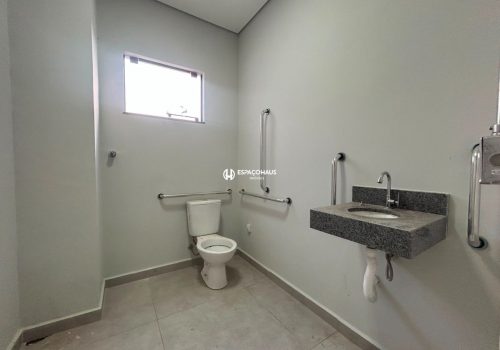 Galpão Comercial / Industrial com 376m² no bairro Residencial Monte Verde em Indaiatuba