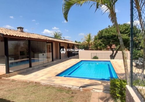 Chácara em Condomínio para Comprar com 260m², 3 quartos no bairro Terras de Itaici em Indaiatuba