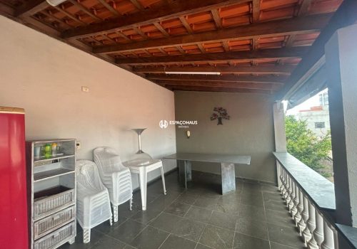 Casa para Comprar com 204m², 3 quartos no bairro Vila Maria Helena em Indaiatuba