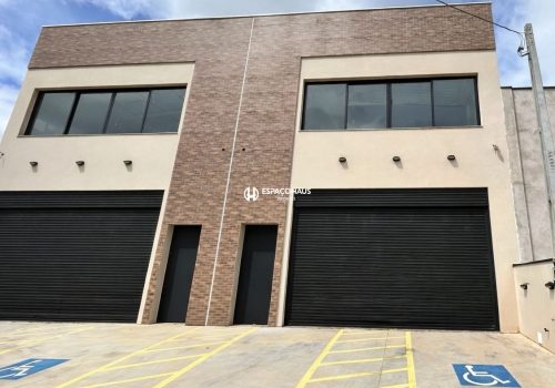 Salão Comercial / Loja para Comprar ou Alugar com 250m² no bairro Parque Campo Bonito em Indaiatuba