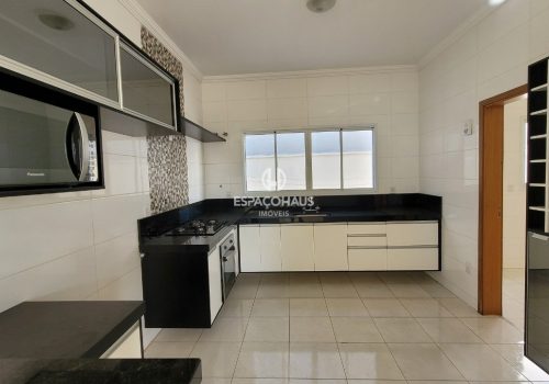 Casa em Condomínio com 198m², 3 quartos no bairro Jardim Residencial Maria Dulce em Indaiatuba