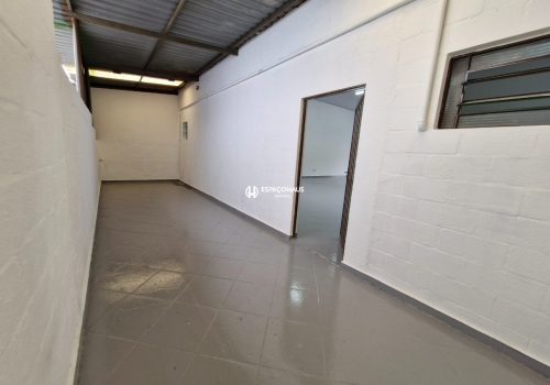 Salão Comercial / Loja com 150m² no bairro Residencial Monte Verde em Indaiatuba