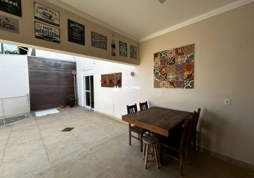 Casa em Condomínio com 184m², 3 quartos no bairro Jardim Portal dos Ipês em Indaiatuba