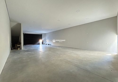 Salão Comercial / Loja com 222m² no bairro Jardim dos Colibris em Indaiatuba