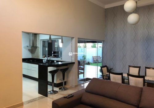 Casa em Condomínio com 180m², 3 quartos no bairro Jardim Residencial Terra Nobre em Indaiatuba