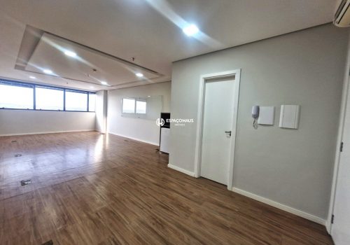 Salas/Conjuntos com 42m² no bairro Vila Homero em Indaiatuba
