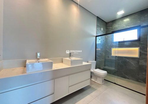 Casa com 215m², 4 quartos no bairro Colinas de Indaiatuba em Indaiatuba