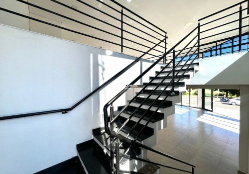 Galpão Comercial / Industrial com 244m² no bairro Jardim São Francisco em Indaiatuba