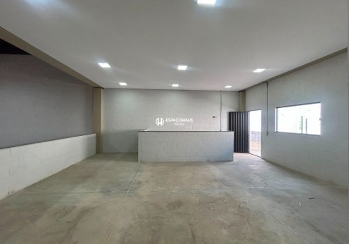Galpão Comercial / Industrial com 376m² no bairro Residencial Monte Verde em Indaiatuba