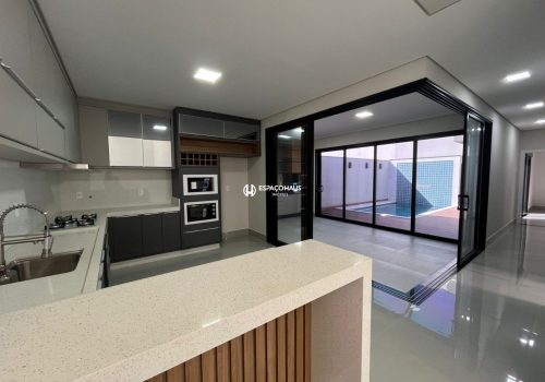 Casa em Condomínio para Comprar com 194m², 3 quartos no bairro Jardim Residencial Dona Maria Candida em Indaiatuba