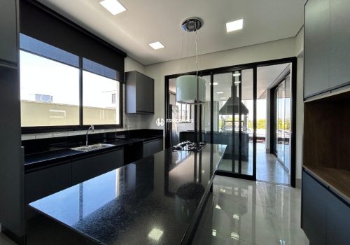 Chácara em Condomínio com 261m², 3 quartos no bairro Terras de Itaici em Indaiatuba