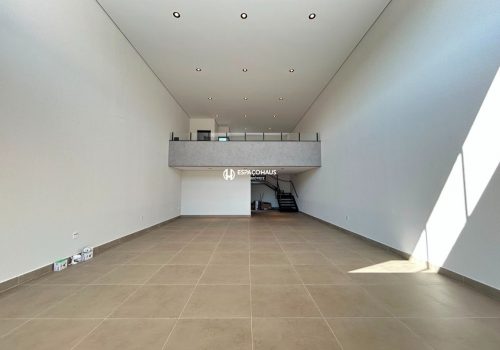 Galpão Comercial / Industrial com 150m² no bairro Jardim Monte Carlo em Indaiatuba